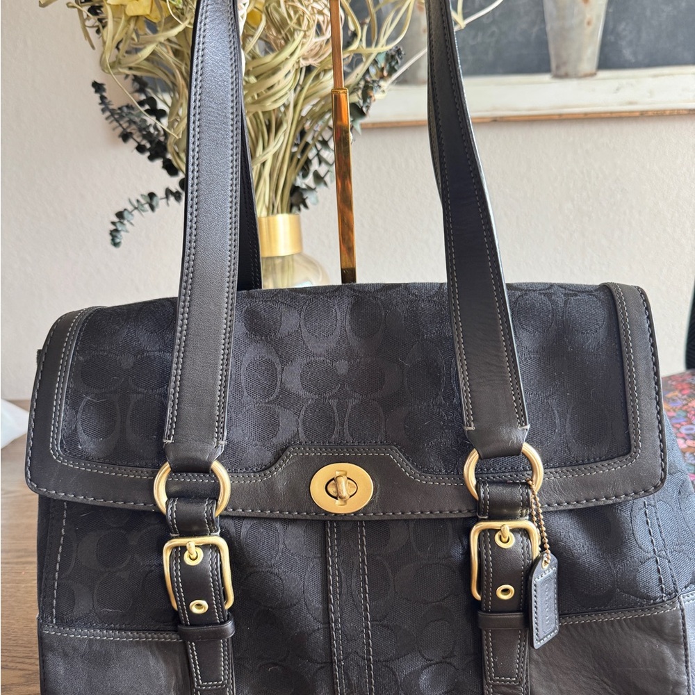 Coach Hamptons Hobo Bag in Signature Jacquard Black